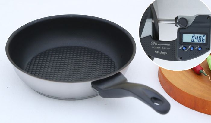 Chảo thương hiệu Fivestar – Việt Nam và được sản xuất tại Việt Nam.