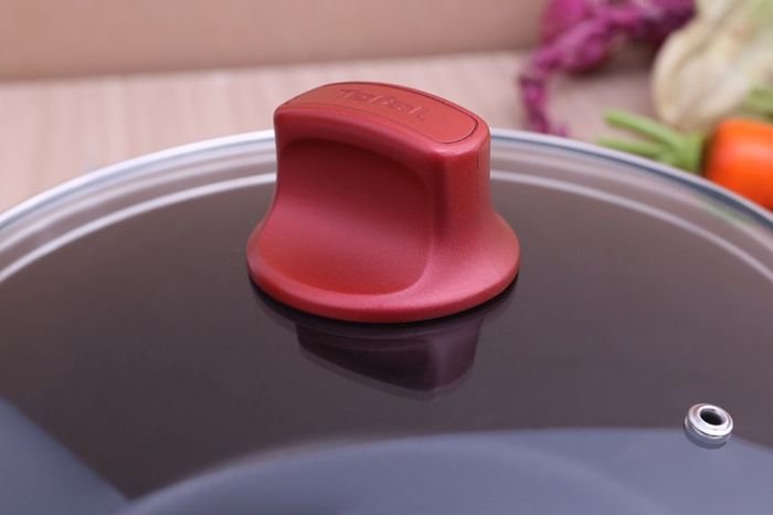 Nắp bằng kính trong suốt dày chắc - Nồi nhôm chống dính đáy từ 24 cm Tefal C6824672