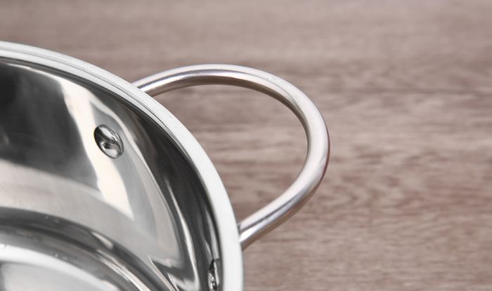 Tay cầm dạng đũa chắc chắn - Nồi inox 3 đáy nắp inox 24cm Delites NE014-24