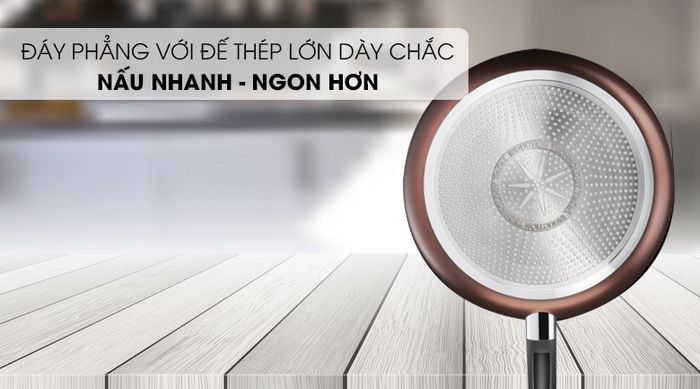 Đáy chảo dày, bắt nhiệt tốt - Chảo nhôm chống dính 24cm TEFAL Day By Day G1430405