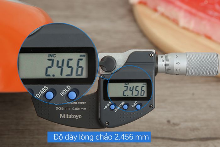 Độ dày chảo gần 2.5 mm - Chảo nhôm chống dính đáy từ DMX CTE 24 cm
