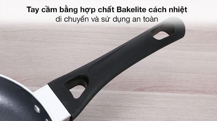 Tay cầm cách nhiệt - Chảo inox chống dính 2 đáy 24 cm Elmich Smartcook SM5706MN