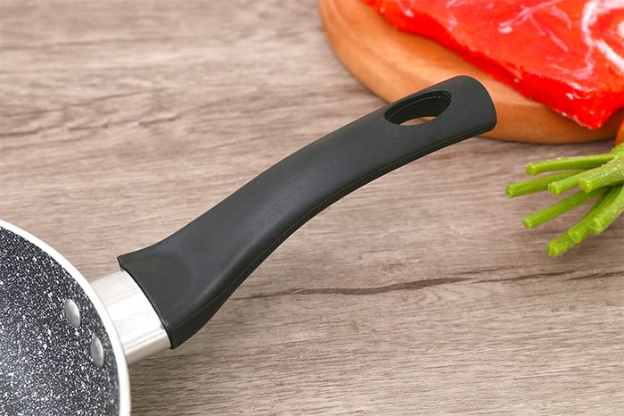 Chảo nhôm chống dính đáy từ 20 cm Elmich Y1 EL-3718