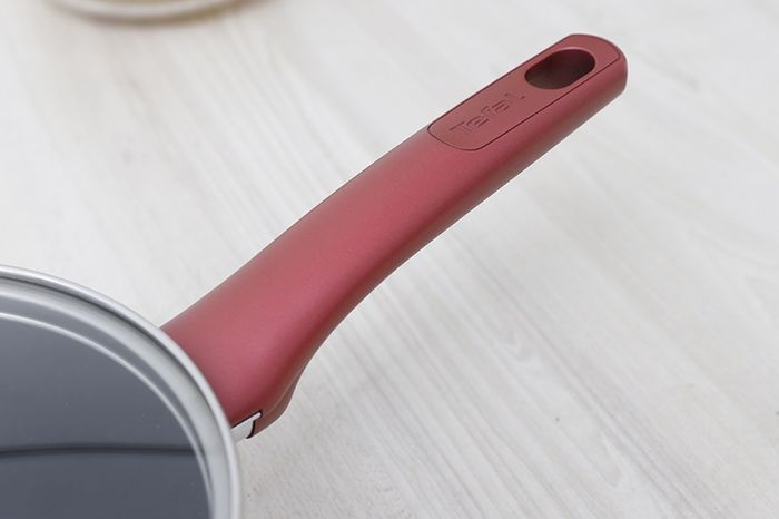 Nồi nhôm đáy từ chống dính Tefal C6822472 20 cm