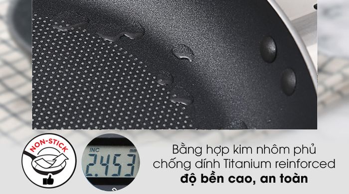 Chảo nhôm chống dính đáy từ 28cm TEFAL G1430605 - Bằng hợp kim nhôm dày 2.453 mm, phủ chống dính Titanium reinforced