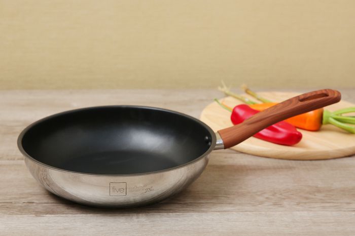 Sáng đẹp - Chảo inox 304 4 đáy chống dính 26cm Fivestar C26-3D