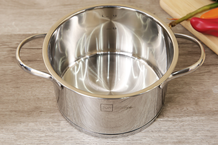 Nồi inox 304 3 đáy 16cm Fivestar N16-304OV chống gỉ sét.