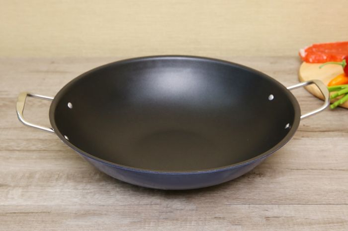 Màu xanh lam ánh kim sang trọng, đường kính lớn 36 cm - Chảo nhôm chống dính 36cm DMX CXE36