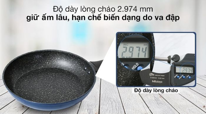 Độ dày Chảo nhôm chống dính đáy từ 24cm Sunhouse SFP24B