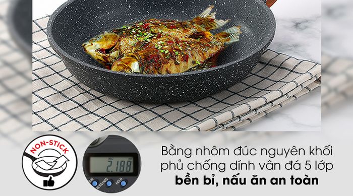 Chảo nhôm vân đá đáy từ 26cm Sunhouse Mama SHG1126MMC - Chất liệu nhôm đúc nguyên khối dày 2.188 mm
