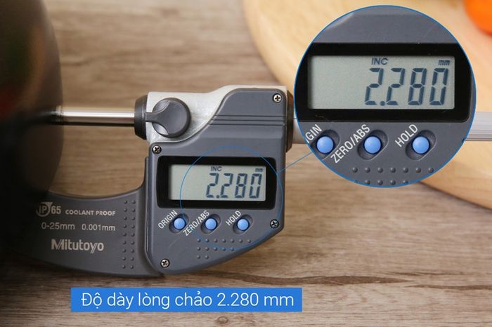 Bằng hợp kim nhôm dày 2.280 mm phủ lớp chống dính bền bỉ - Chảo sâu nhôm chống dính đáy từ 28cm Happycook OSWP-28IH