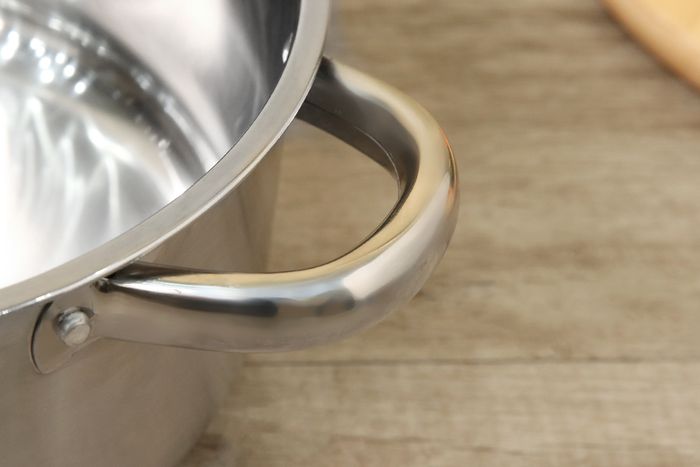 Nồi Fivestar có tay cầm chắc chắn