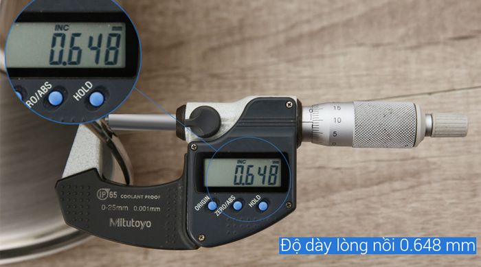 Nồi inox 3 đáy nắp kiếng 28cm Happycook NC-28G - Độ dày lòng nồi
