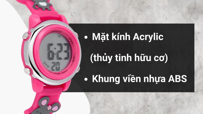Chất liệu mặt kính và khung viền của mẫu đồng hồ