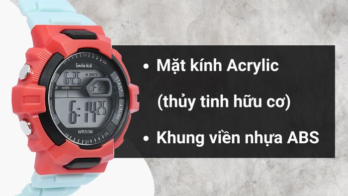 Chất liệu mặt kính và khung viền của mẫu đồng hồ
