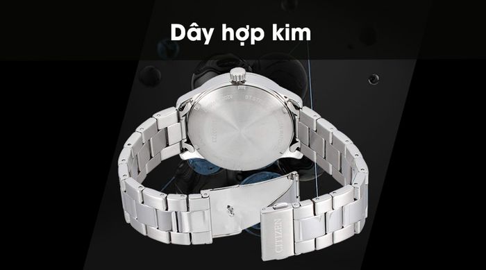 Đồng hồ Nam Citizen NH8350-83A có dây đeo hợp kim chắc chắn