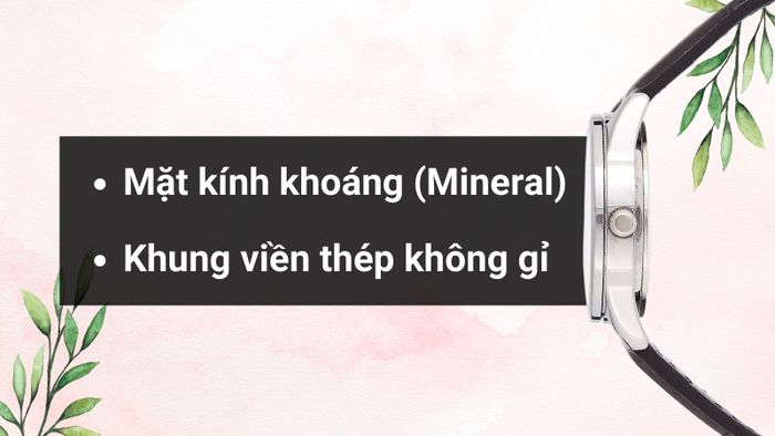 Chất liệu mặt kính và khung viền của mẫu đồng hồ
