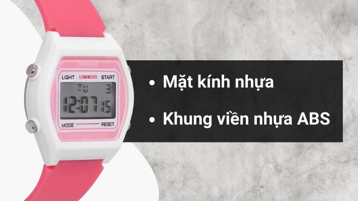 Chất liệu mặt kính và khung viền của mẫu đồng hồ
