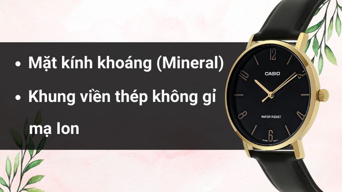 Chất liệu mặt kính và khung viền của mẫu đồng hồ