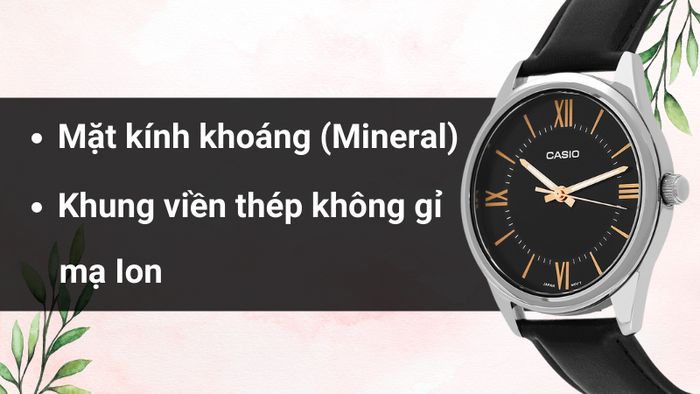 Chất liệu mặt kính và khung viền của mẫu đồng hồ