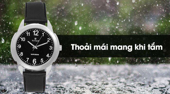 Đồng hồ nam Titan 1585SL08 có độ chống nước 5 ATM, thoải mái đeo khi tắm