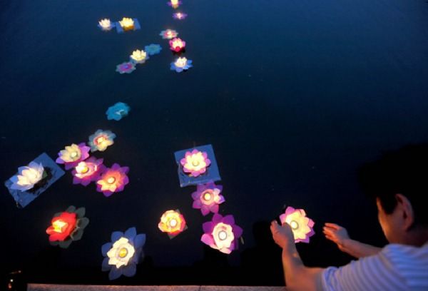 Hungry Ghost Lanterns