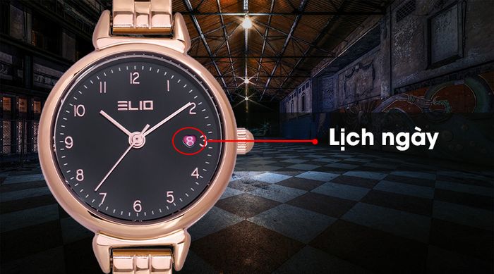 Đồng hồ nữ Elio ES052-02 được trang bị ô lịch ngày tiện lợi