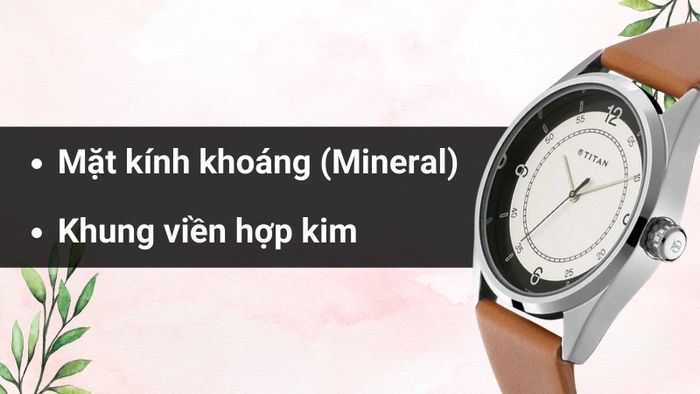 Chất liệu mặt kính và khung viền của mẫu đồng hồ