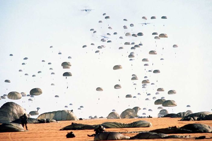 Paratroopers from the 82nd Airborne Division descend