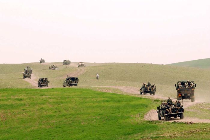 U.S. Paratroopers Move To Frontline In Northern Iraq