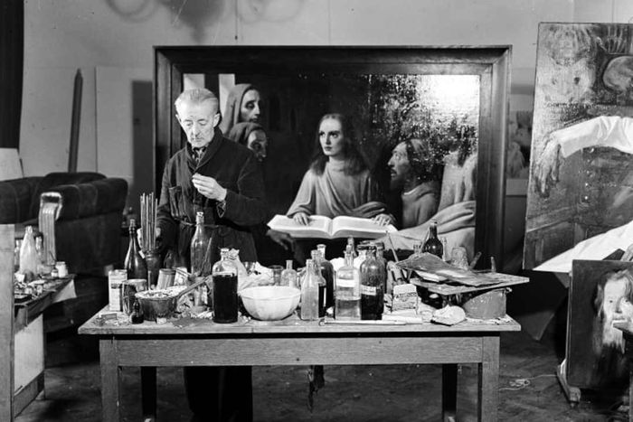 Han van Meegeren at work, 1945