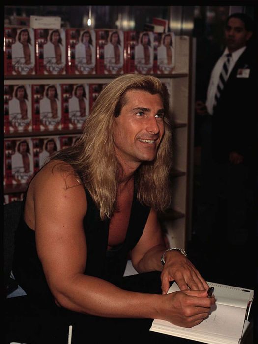 A picture of Fabio is displayed