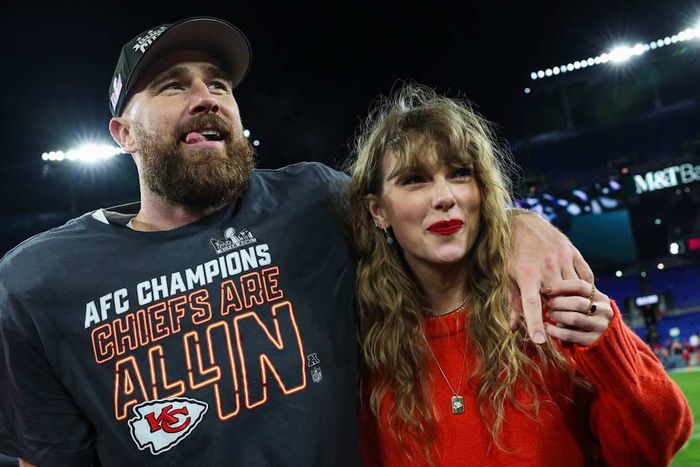 Music conspiracy theories: Travis Kelce and Taylor Swift