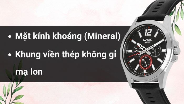 Chất liệu mặt kính và khung viền của mẫu đồng hồ