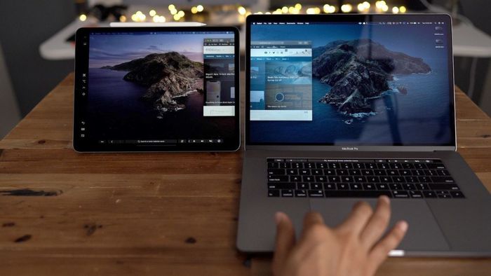 Apple SideCar là tính năng giúp iPad trở thành màn hình mở rộng