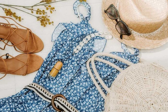 February's least advisable purchases: Images of spring and summer attire are displayed.