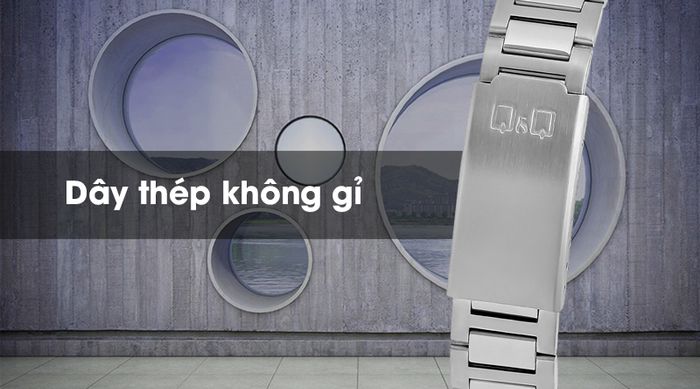 Đồng hồ nữ Q&Q S397J202Y có dây đeo bền chắc