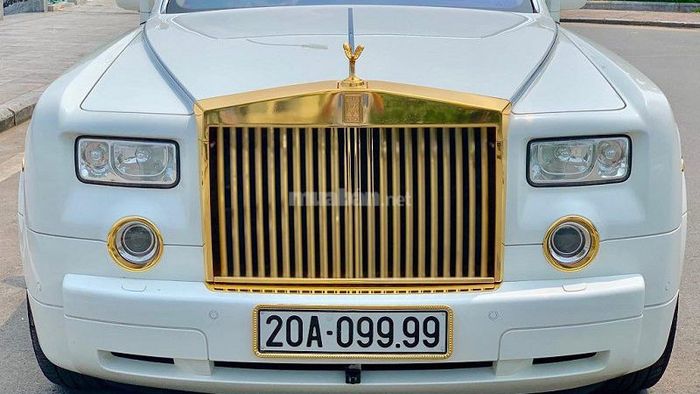 Kết hợp biển số xe chứa con số may mắn