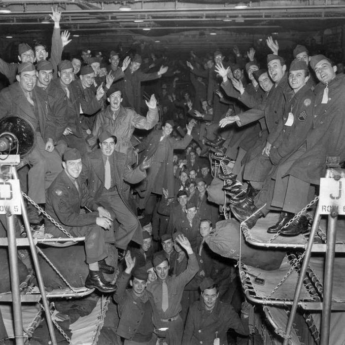 American war veterans arriving home from Europe in 1945.