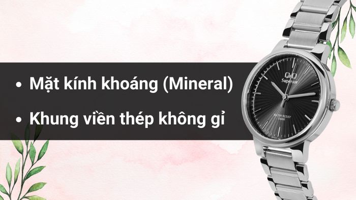 Chất liệu mặt kính và khung viền của mẫu đồng hồ