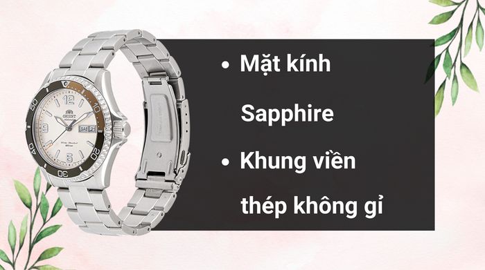 Chất liệu mặt kính và khung viền của mẫu đồng hồ