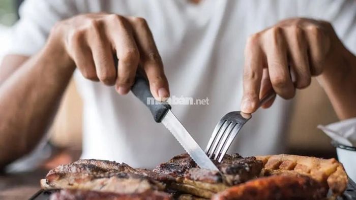 Chiêm bao thấy ăn thịt bò