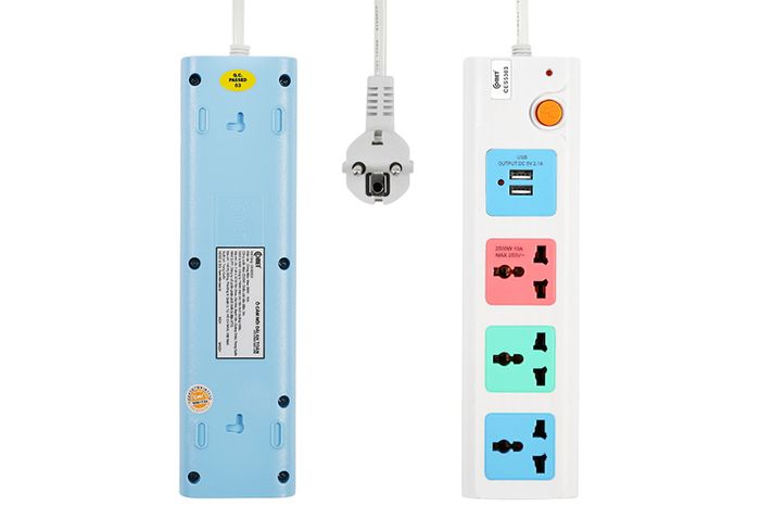 Chất liệu nhựa - Ổ cắm điện 2USB 3 lỗ 3 chấu 3m COMET CES5303