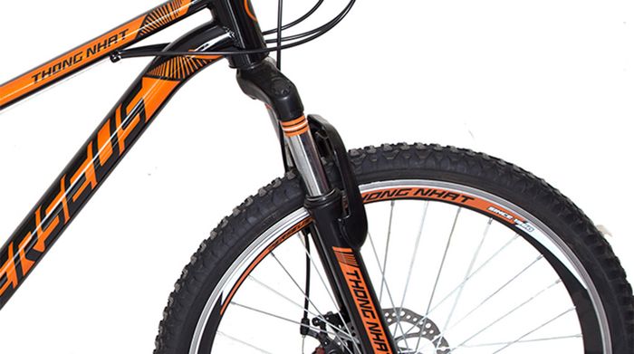Xe đạp địa hình MTB Thống Nhất MTB 24-04 24 inch Cam có phuộc nhún giảm xóc hiệu quả