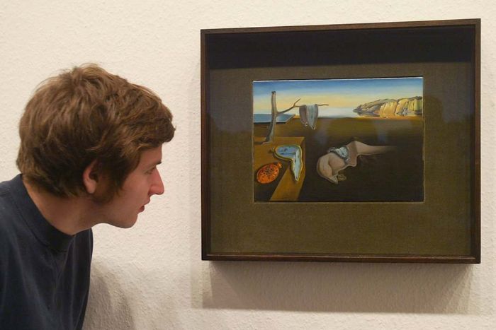 MoMA Exhibition in Berlin Attracts Massive Crowds