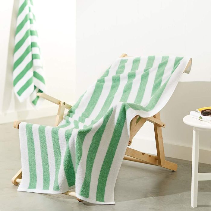Top early Amazon Basics Prime Day offers: Amazon Basics Cabana Stripe Beach Towels