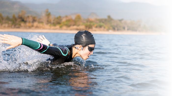 Chế độ Bluetooth và MP3 tiên tiến - Tai nghe Bluetooth truyền xương Shokz OPENSWIM PRO S710