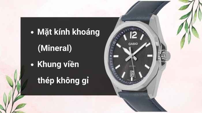 Chất liệu mặt kính và khung viền của mẫu đồng hồ