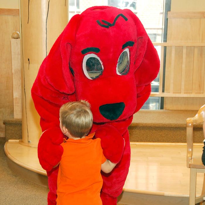 Reach Out And Read Presents Clifford The Big Red Dog