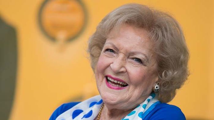 Betty White attending an event at the Los Angeles Zoo in 2015.